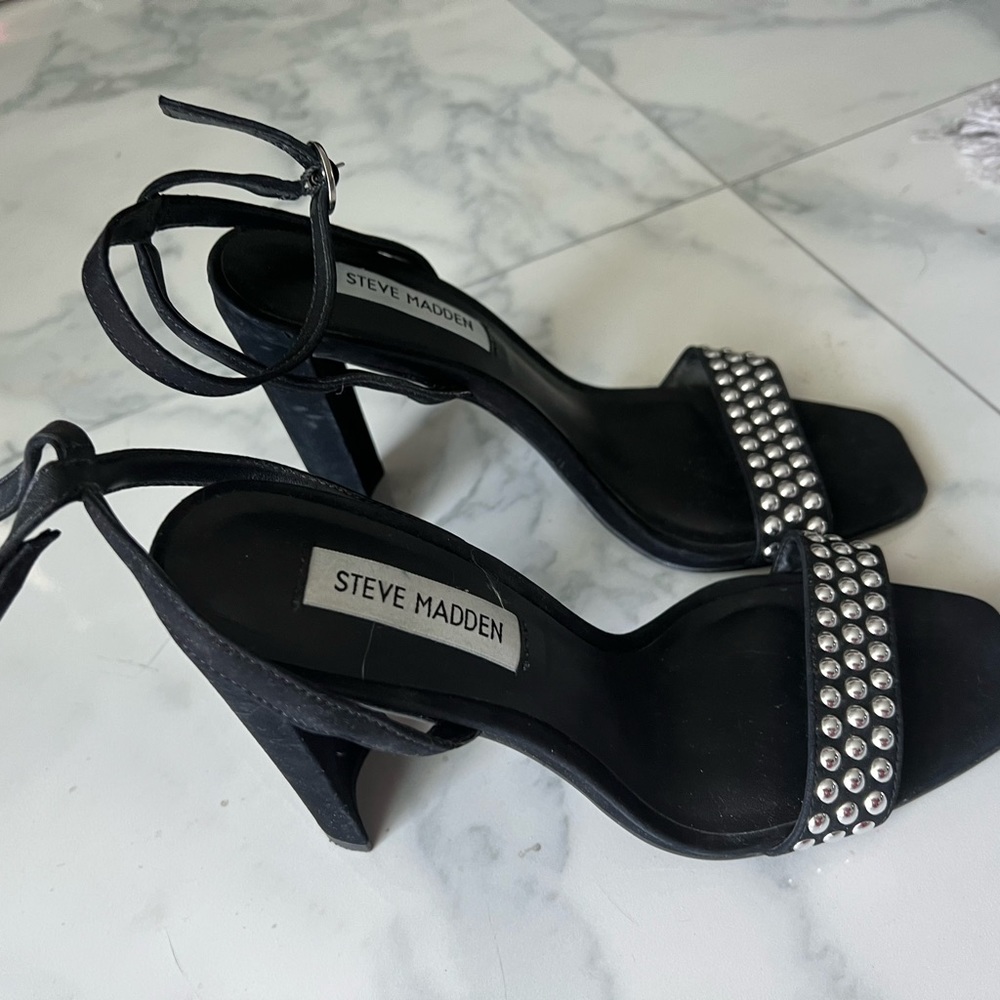 Black women shoes